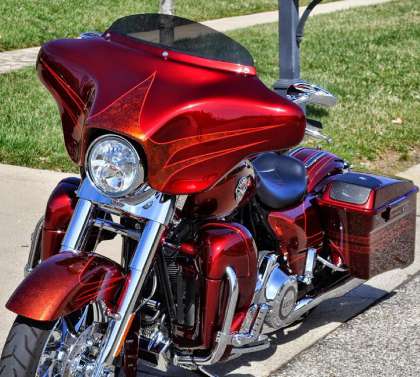 2013 CVO PAINT: Burgundy Blaze w/ Hot Fusion Graphics: click to enlarge
